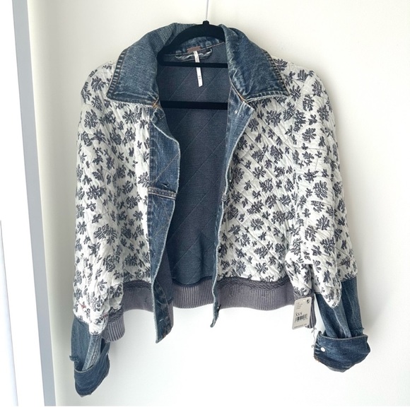 Free People Ditsy Denim Quilted Dolman Jacket Oversized - Picture 3 of 10